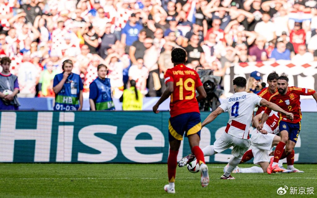 爱游戏在线-欧洲杯选手刷新世界纪录，震撼全场