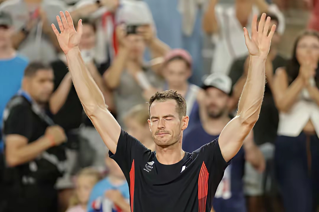 爱游戏tv-戴维斯杯鏖战美网，穆雷惊艳四座