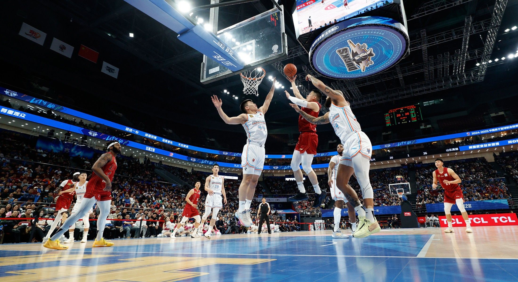 爱游戏下载-鹈鹕完胜魔术，戈贝尔带队取胜