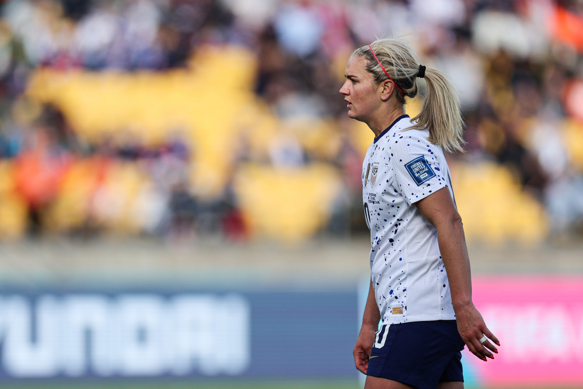 挪威女足在联赛中赢得决定性胜利