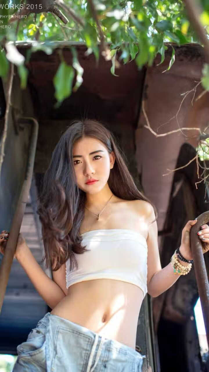 逆转终场！麦科勒姆无视包夹命中逆天三分，爵士惊魂一胜献礼绝境